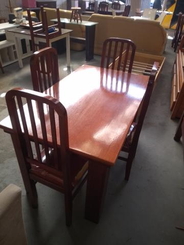 Mesa com 4 cadeiras - Foto 4
