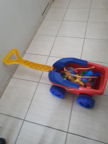 Carrinho Com Haste E Blocos De Montar - Foto 4