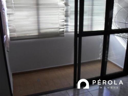 Apartamento com 3 quartos no APARTAMENTO 202 ED. NADINE - Bairro Setor Aeroporto em Goiân - Foto 8