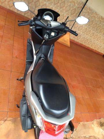 N-Max 16/17 Yamaha automática scooter - Foto 3