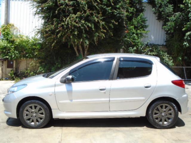 PEUGEOT 207 HATCH XS 1.6 16V FLEX AUTOMÁTICO - Foto 14