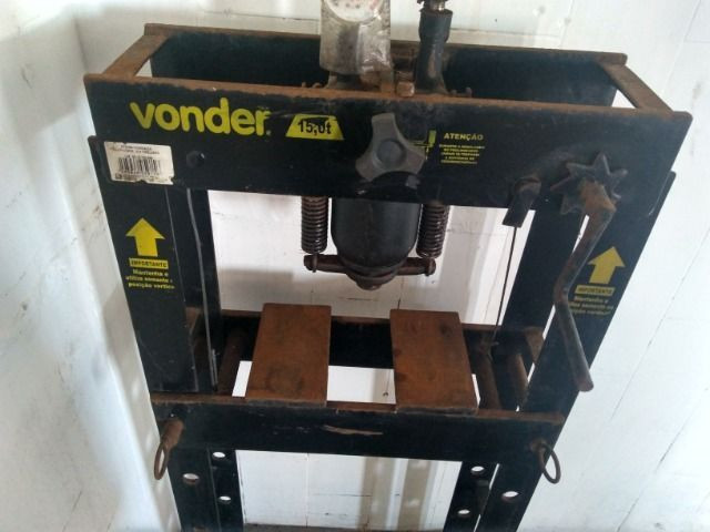 Elevador e Prensa Automotiva - Foto 6