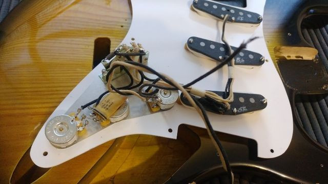 Instrumentos conserto, regulagem, ajustes, manutenção Luthieria, guitarra, baixo, violão - Foto 6