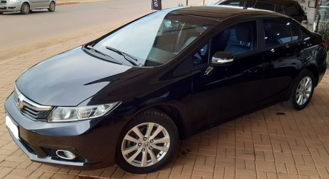 Honda Civic LXS 1.8 2013 - Foto 2