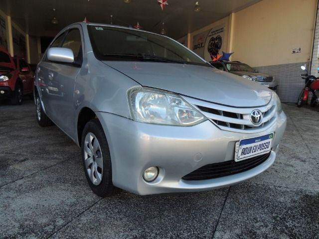 Toyota Etios Sedan 1.5 XS 2013/2013