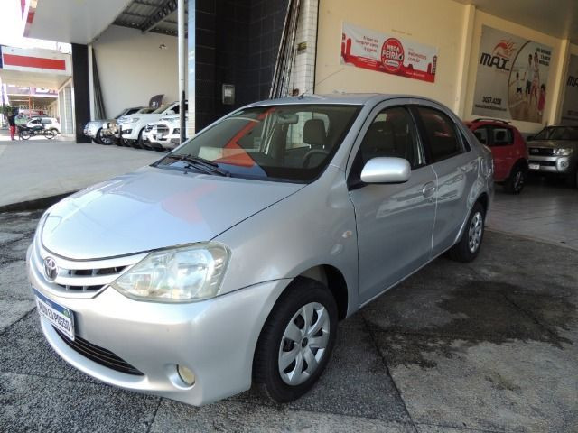 Toyota Etios Sedan 1.5 XS 2013/2013 - Foto 6