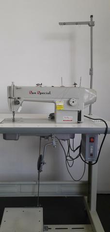 Máquina De Costura Reta Industrial Completa / Com Mesa - Foto 3