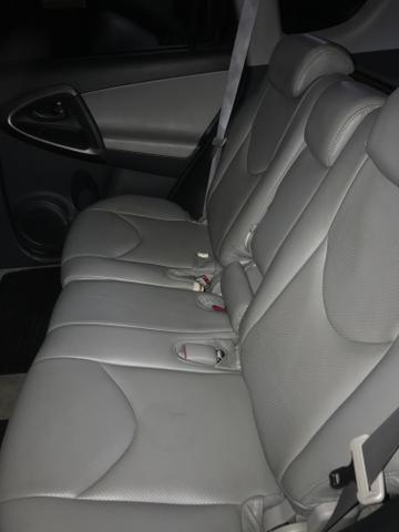 Vendo Toyota RAV 4 gasolina 4x2 - Foto 5