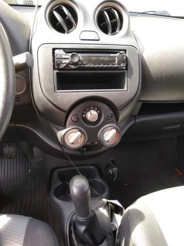 Nissan March 1.6 S 2013 / 14 - Foto 7