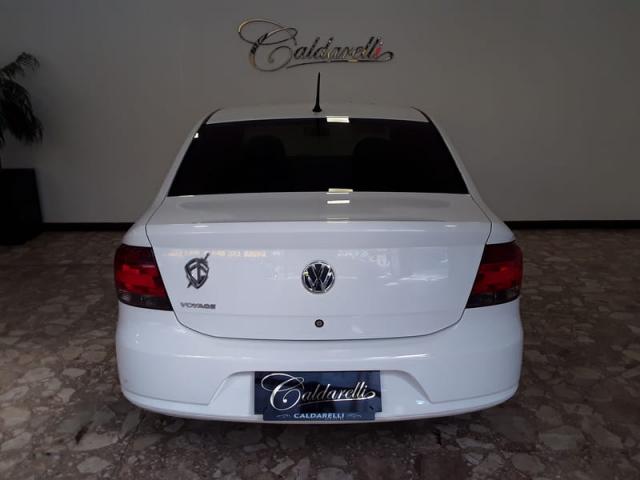 VOLKSWAGEN VOYAGE 1.0 8V G5 4P 2013 - Foto 5