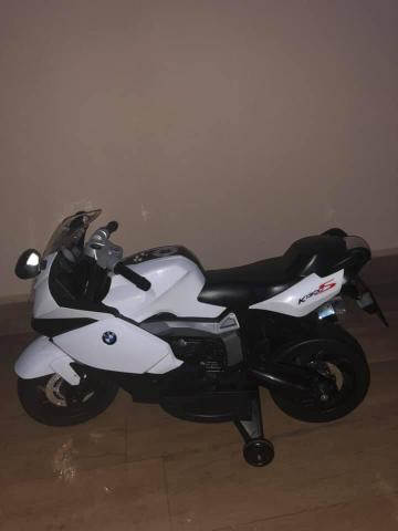 Vende-se Moto Elétrica BMW (pouco uso)