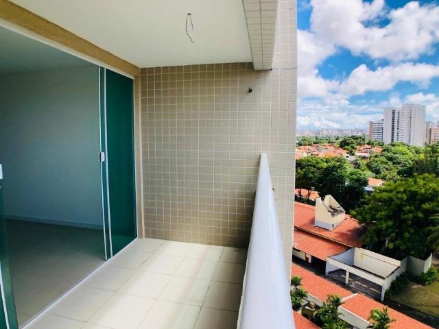 AP0645 Apartamento com 3 suítes e 3 vagas no Ed. Padre Joaquim Dourado - Foto 12