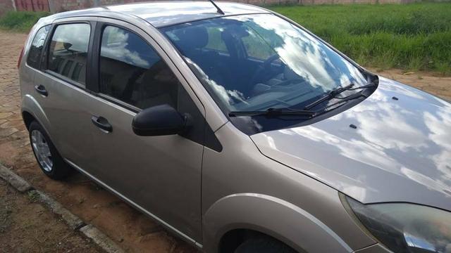 Ford Fiesta Hatch 10/11 - Foto 3