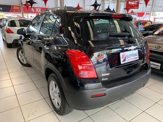 Tracker 2016 Automático 1.8 LT 4X2 Flex Baixo Km - Foto 4