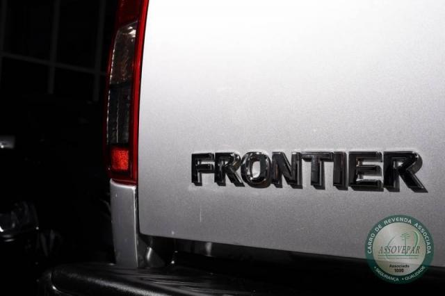 NISSAN FRONTIER SV ATTACK CD 2.5 4X4 DIESEL MEC./2015 - Foto 15