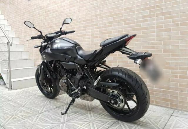 Yamaha mt 07 - Foto 2