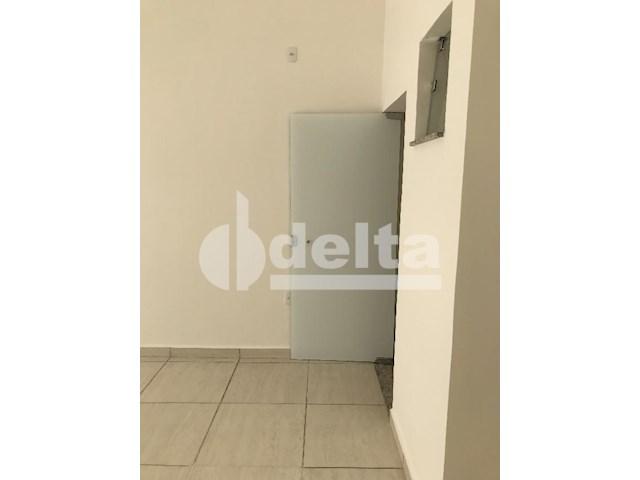 Escritório para alugar em Loteamento residencial pequis, Uberlândia cod:577880 - Foto 4