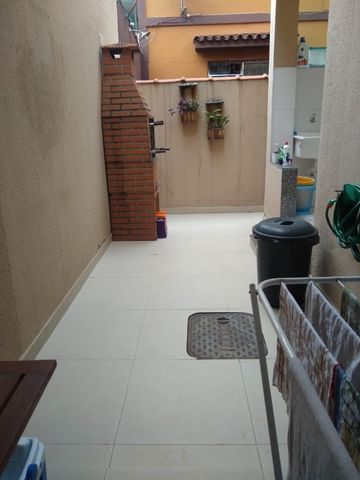 Casa Alto Padrão com 4 Quartos em Brás de Pina - Foto 14
