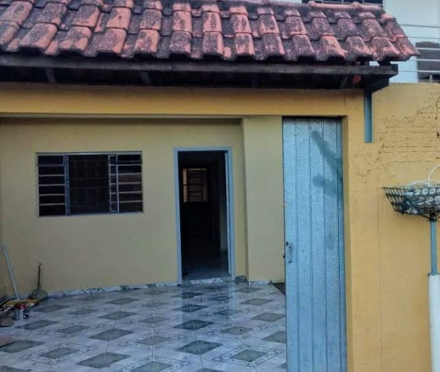 Casa em Curitiba no Conjunto Mercúrio - Foto 2
