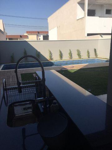 Excelente Sobrado de 03 dorm. c/ 3 suítes, closet e piscina - Golden Park - Foto 2