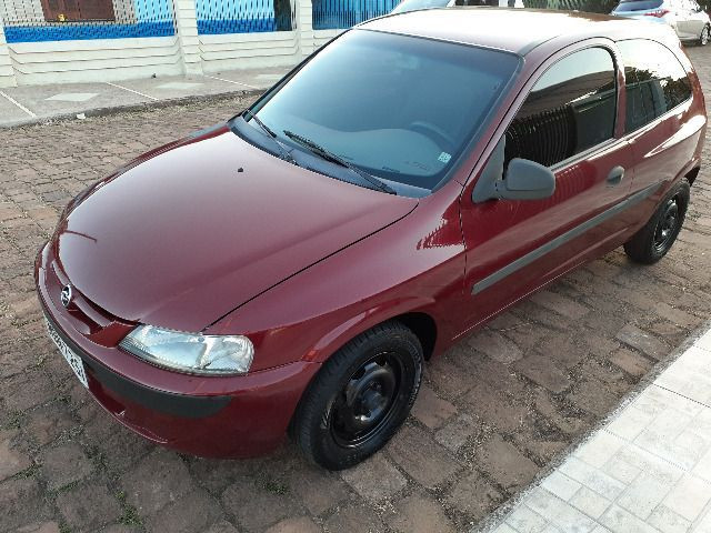 Celta 2001 completo raridade