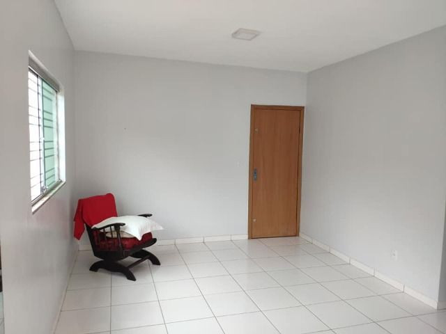 Casa de esquina lote grande alto paraiso , pega financiamento - Foto 4