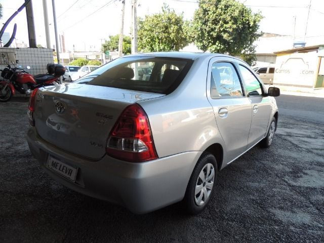 Toyota Etios Sedan 1.5 XS 2013/2013 - Foto 8