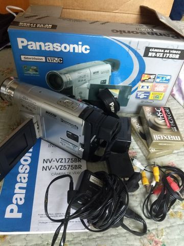 Câmera de Vídeo Panasonic NV-VZ 175 BR analógica - Foto 3