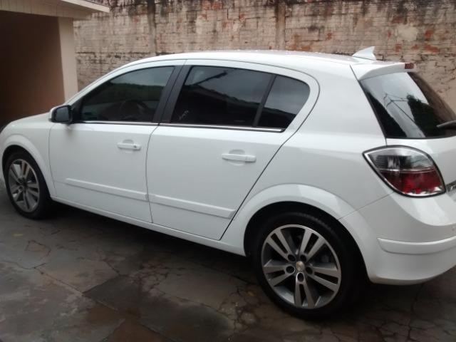 Vectra Gtx- 2011