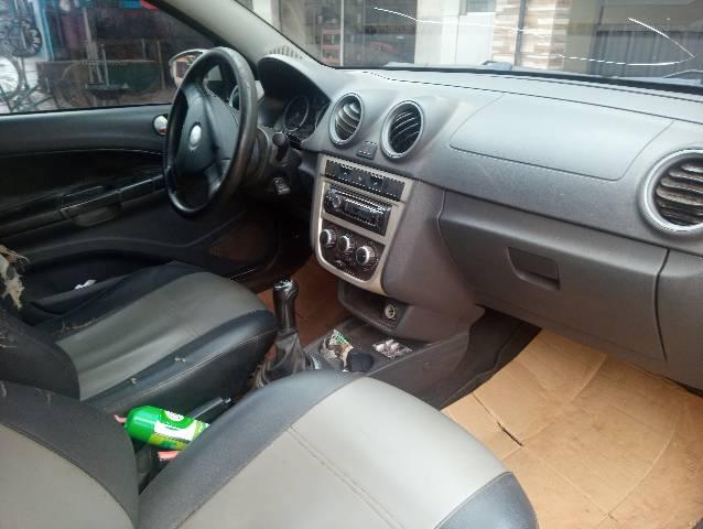Vende carro Voyage - Foto 9