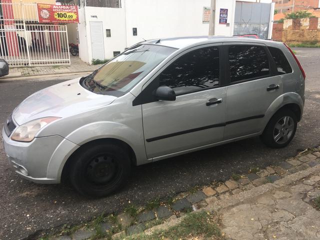 Ford Fiesta 10/10 Ar travas e alarme! - Foto 4