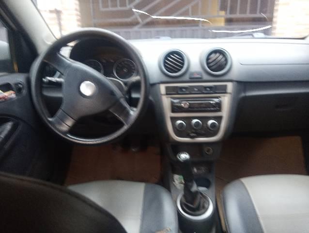Vende carro Voyage - Foto 10