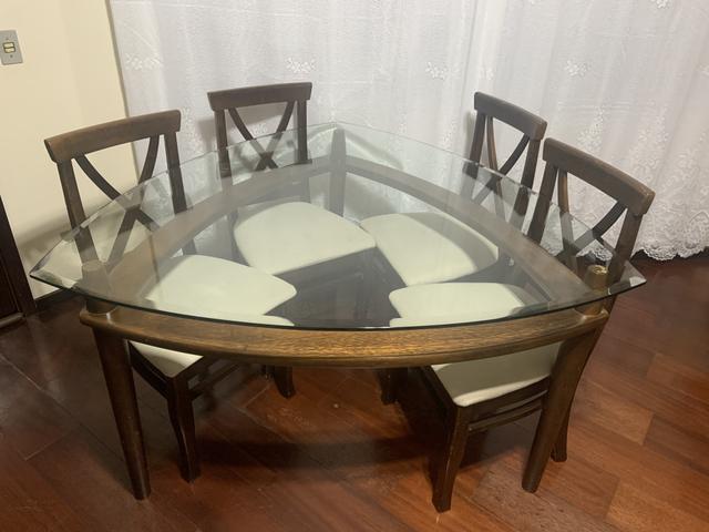 Vende-se Mesa de Jantar