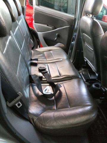 Fiat Idea atractive 1.4 completa 12/12 vendo ou troco - Foto 8