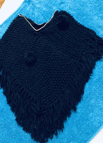 Poncho de crochê infantil