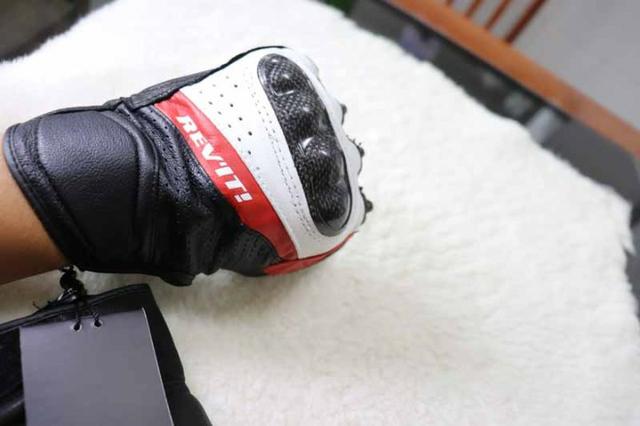 Luvas Rev'it - NOVA - tamanho M/G - L - Vermelho - Preto - Branco Em Couro - Foto 11