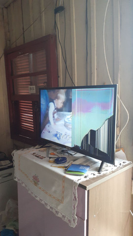 Esmarte Teve Semp Toshiba tcl 32 polegada