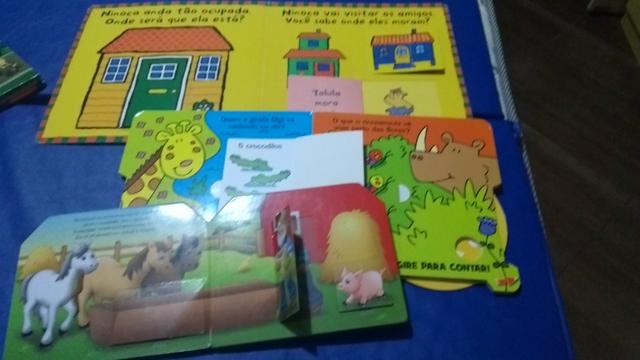 Lote com 5 livros interativos - Foto 4