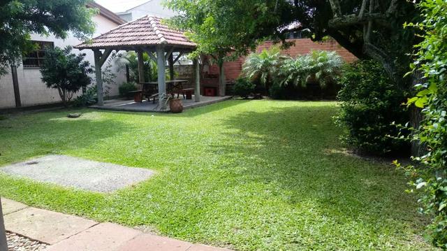 Casa dois dormitórios Centro Tramandaí patio individual - Foto 3