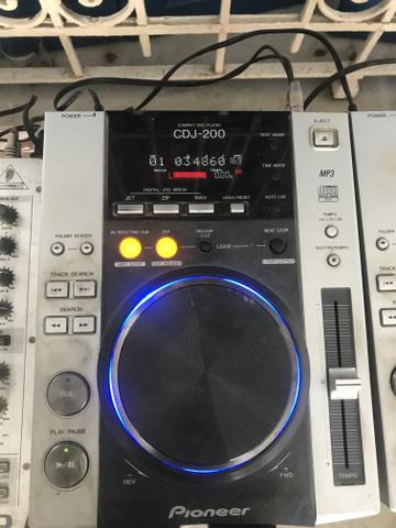 Cdj 200 o par + mixer separado em outra venda