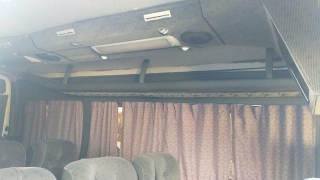 Van Renault master 9 lugares - Foto 5