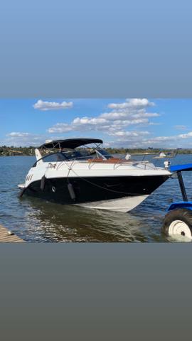 Lancha Triton 370 2014 260 horas completa