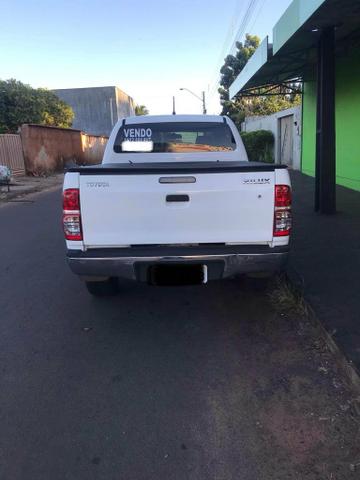 Vendo/Troco Toyota Hilux SRV - Foto 5