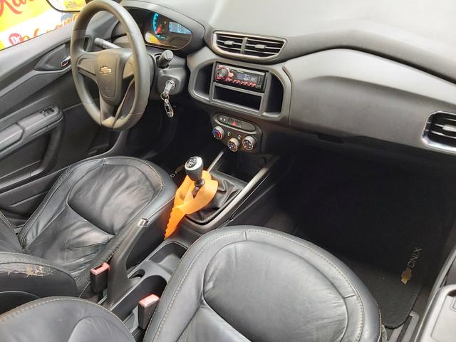Ônix LT 1.0 Flex 2013 Completo Entr 7.500 - Foto 8