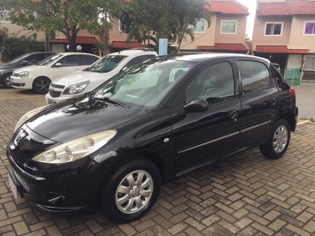Peugeot 207 XR 1.4 4 portas 2012/2012 Top de linha