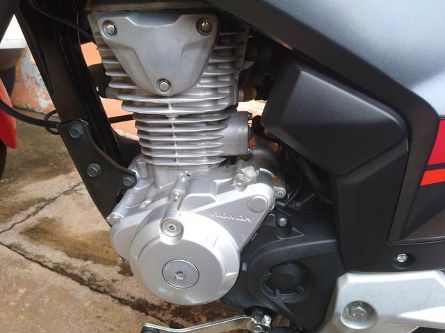 Moto zeraaaaa sem detalhes.Pra pessoa exigente mesmo com baixa quilometragem