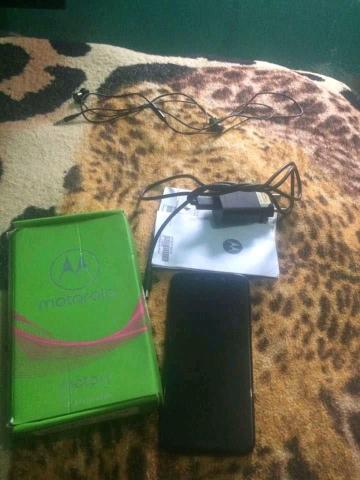Vendo esse moto G7 play