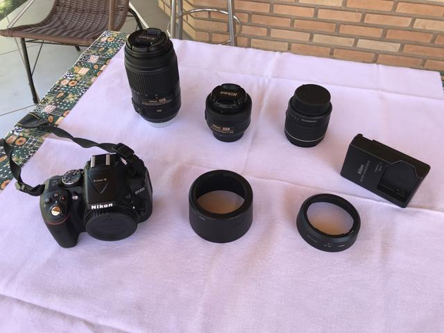 Máquina fotográfica Nikon D5300