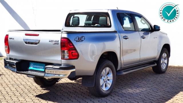 TOYOTA HILUX 2.8 SRV 4X4 CD 16V DIESEL 4P AUTOMATICO. - Foto 4