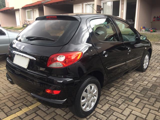 Peugeot 207 XR 1.4 4 portas 2012/2012 Top de linha - Foto 7